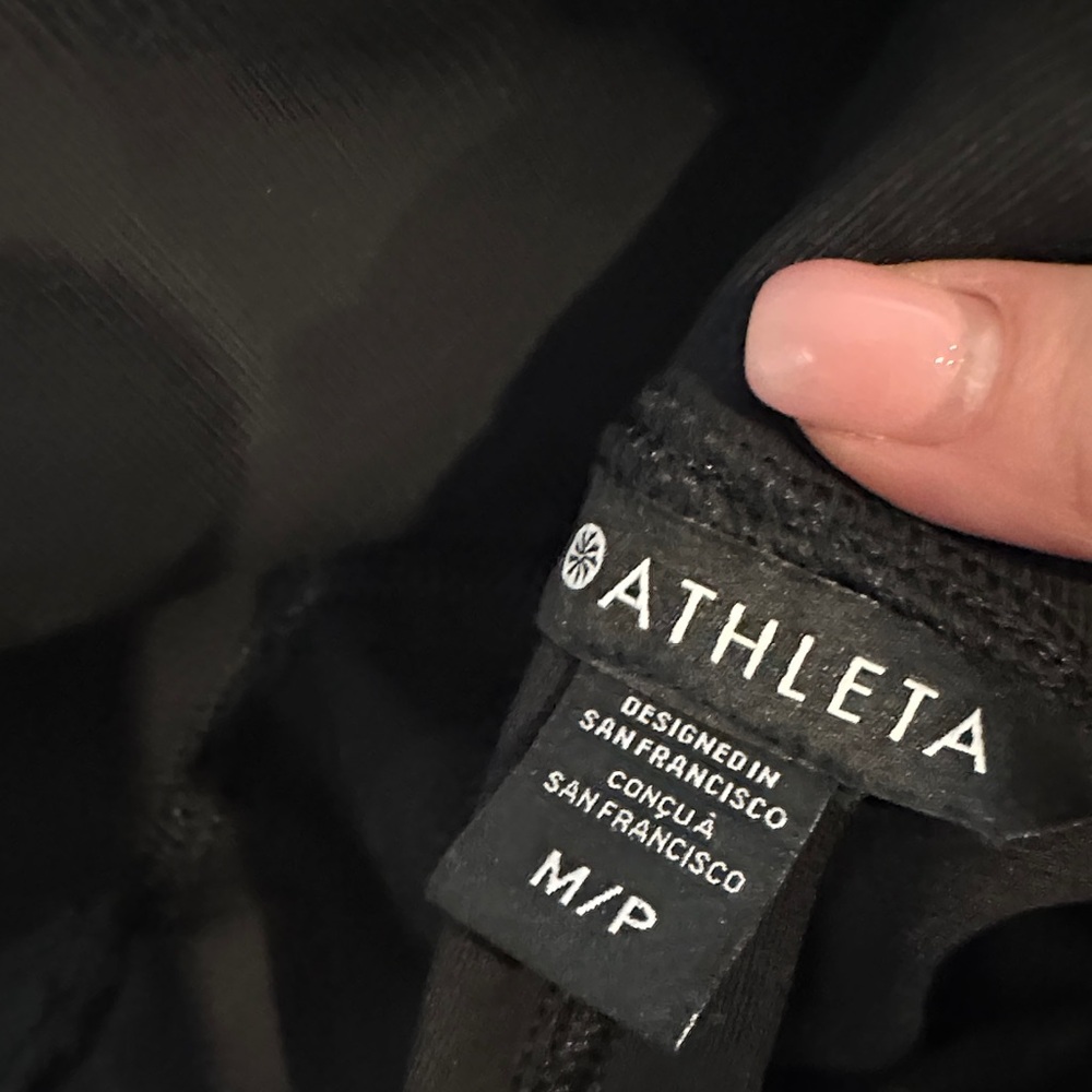Athleta Venice Black Wide Leg Cargo Pants - Picture 3 of 3